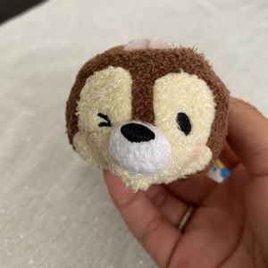 Disney Left Wink Chip Mini Tsum Tsum